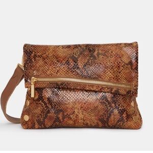 NWT Hammitt VIP Medium Centerpiece
Snake.